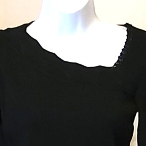 NWT Women’s Black Lightweight Long Sleeve Cardigan Pullover Sweater 6, 8, 10 - Picture 5 of 6